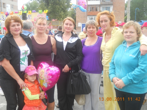 коллектив школы 52. коллектив сош 2. коллектив школы. педколлектив школы 2014 года. коллектив школы фото.